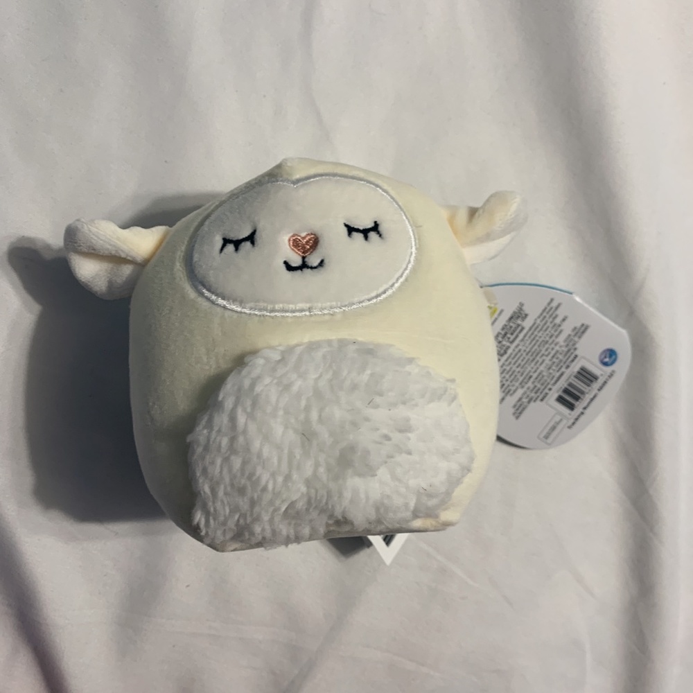 NWT Sophie the Lamb Easter Squishmallow 4.5in